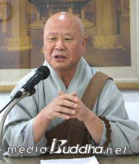 ������ 33�� �ѹ����� �ĺ� ��ȣ3�� ��� ����